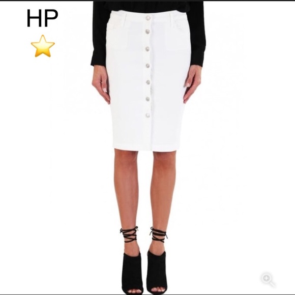 5 buTt0n deNim SkIrt - Picture 4 of 4